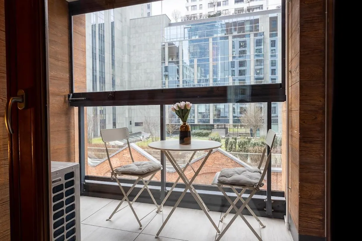 Chic Apartments - Modern And Cozy - Central Location - Grzybowska 85-5 Varsóvia 0*,